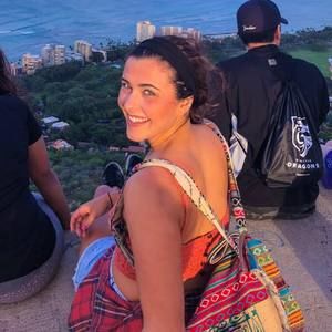 Meet your Posher, Stephanie